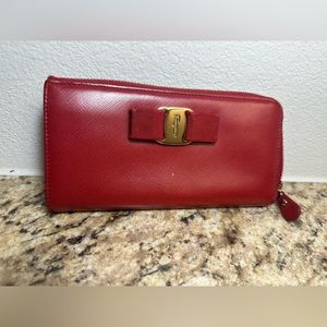 Salvatore Ferragamo long wallet in great condition